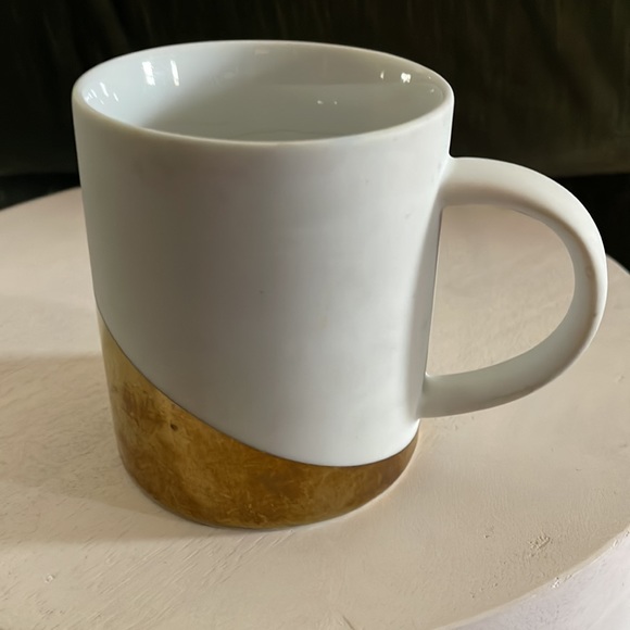 Starbucks 2012 Mug 14 oz Matt White Large Shiny Gold Porcelain 2-Tone Coffee Tea - Picture 3 of 7